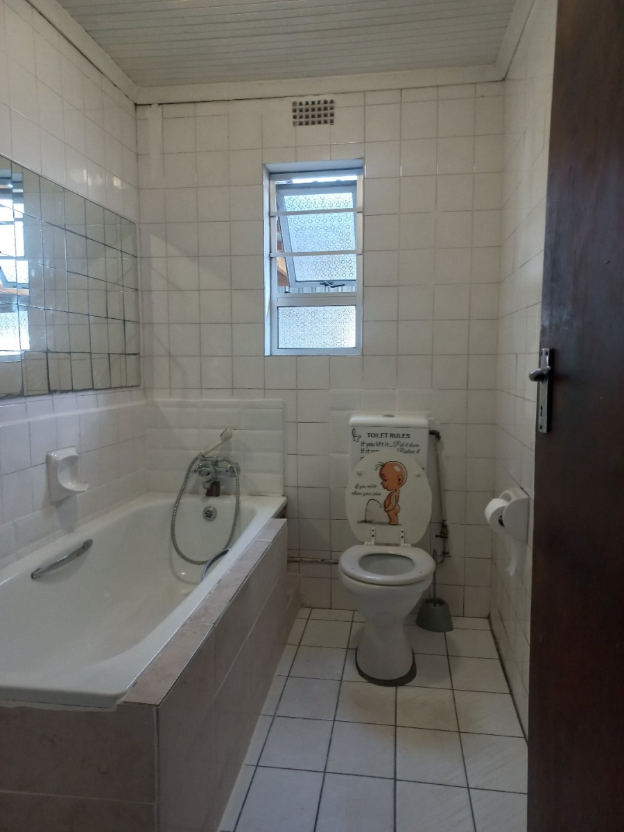2 Bedroom Property for Sale in Elsies River Western Cape